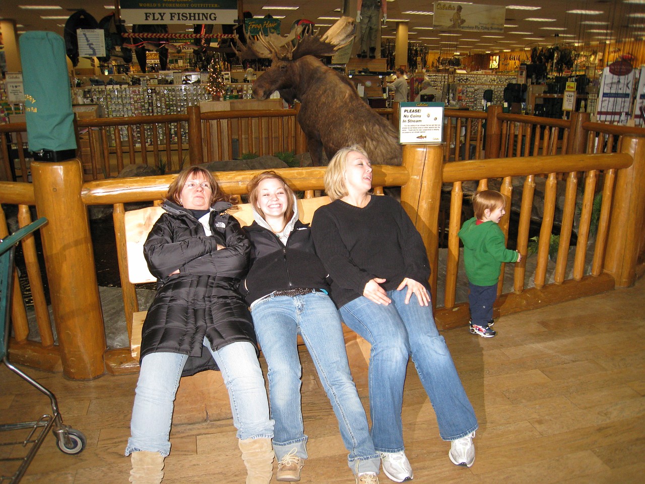 Christmas 2007 Burns Rochester Lights 042.jpg - Christmas 2007! The Misselhorn, Kasdorf and Burns families come together for the celebration! Lots of talk, food, presents, food and visiting.